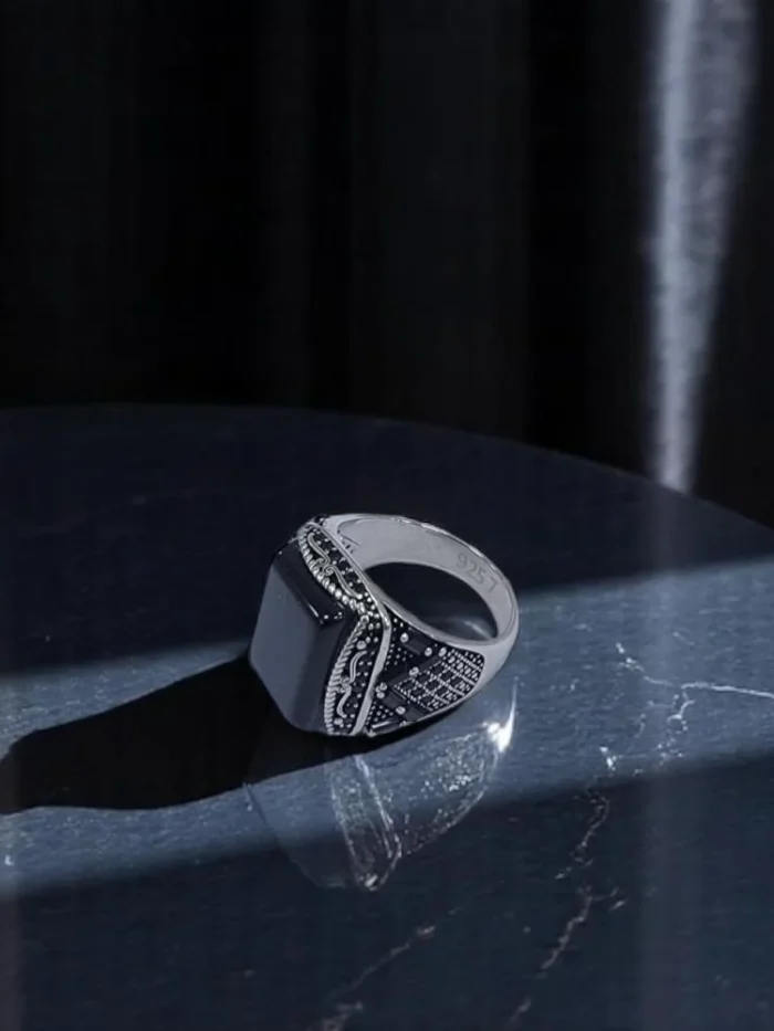 خاتم ملكي فضة عيار 925 حجر اسود