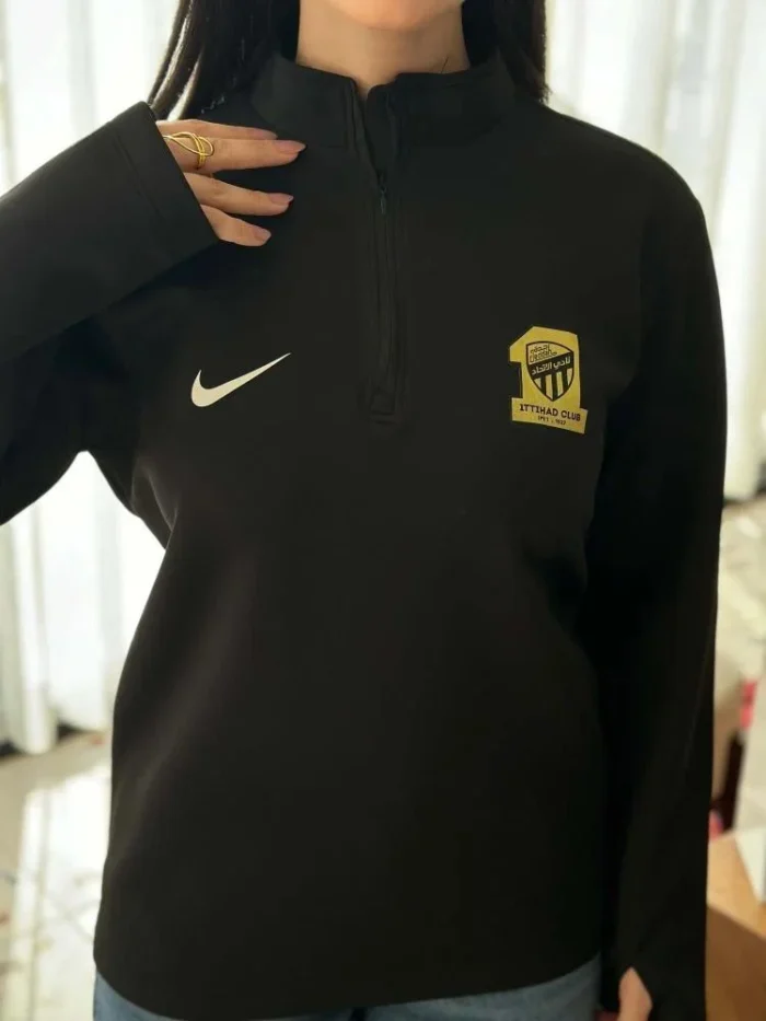 سويتر الاتحاد بفتحة إبهام